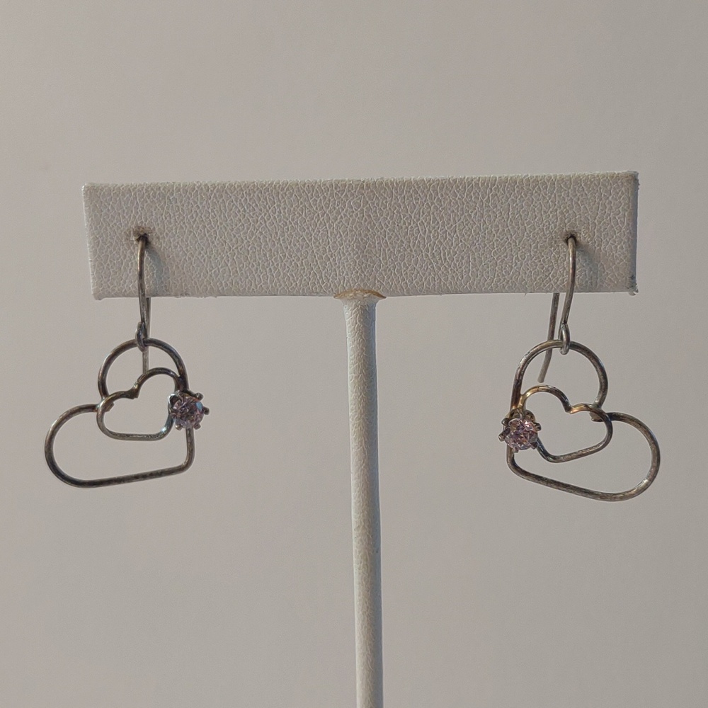 Heart-shaped dangle earrings